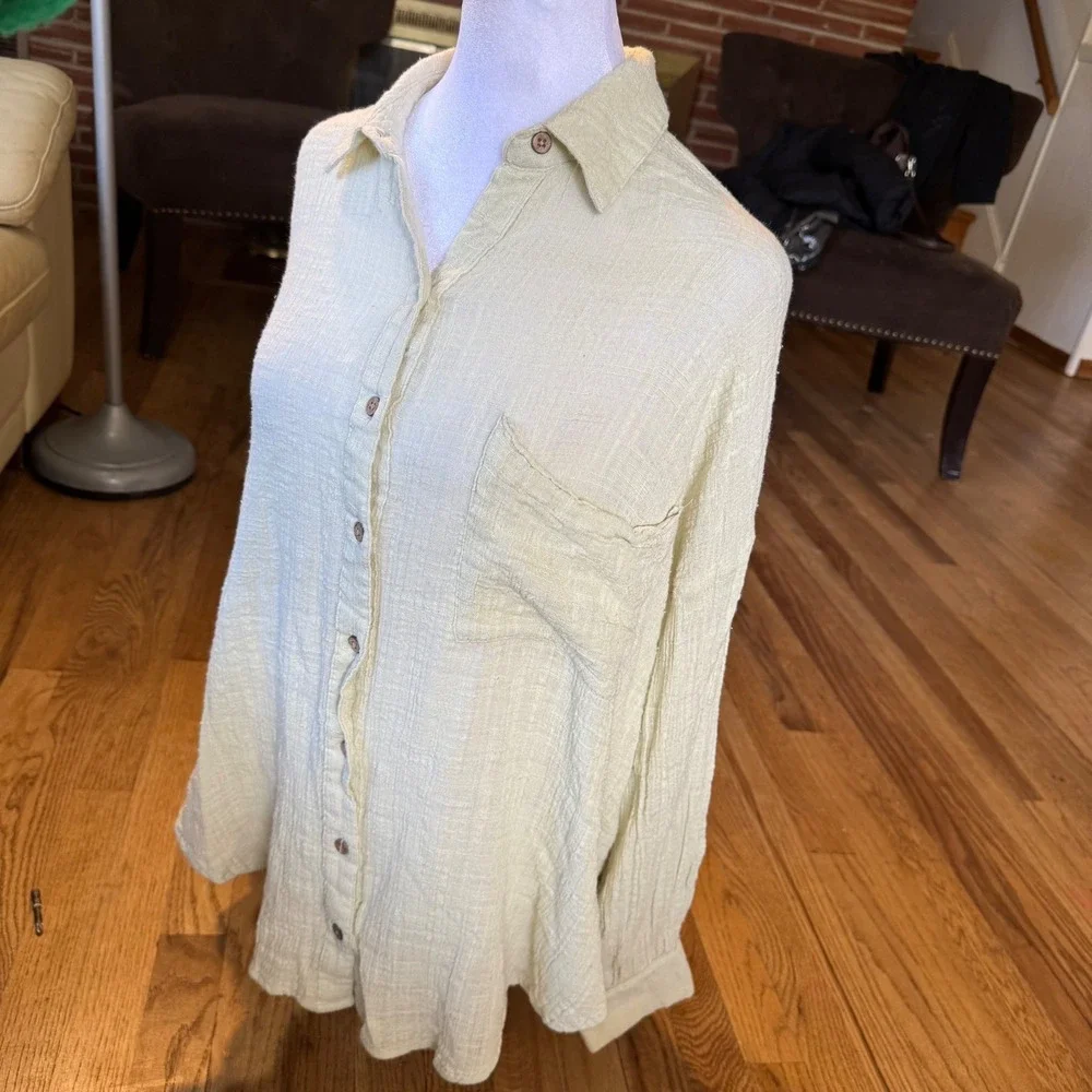 Free People We The Free Pale Green Gauze Button‎ Down Shirt Small S Oversized